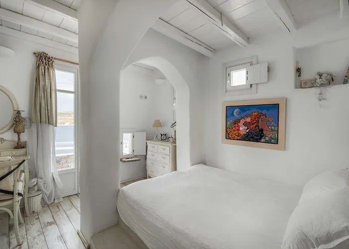 Samanti House, Leivadi Serifos *