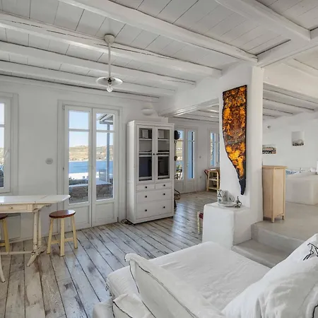 Samanti House, Leivadi Serifos