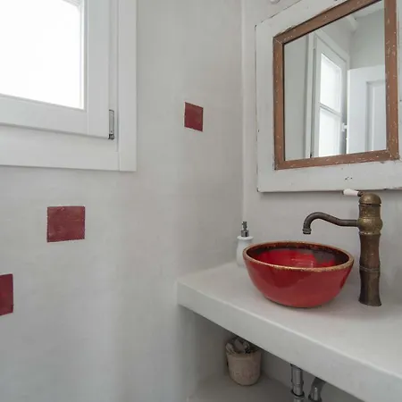 Samanti House, Leivadi Serifos *