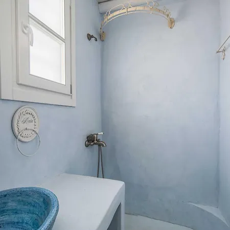 Samanti House, Leivadi Serifos 別荘 *